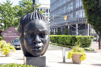 Click here to see a larger version of this statue 8ds-2226