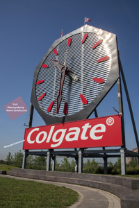 Colgate Clock - 2021-8ds-2234
