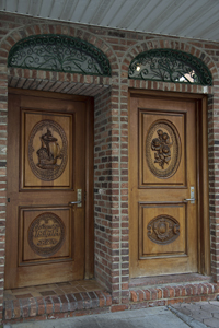 Doors of Iberia, Newark, NJ 2017-8ds-1800